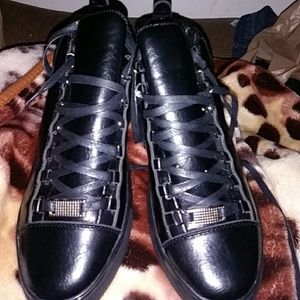 BALENCIAGA Mens Black Leather Sneaker